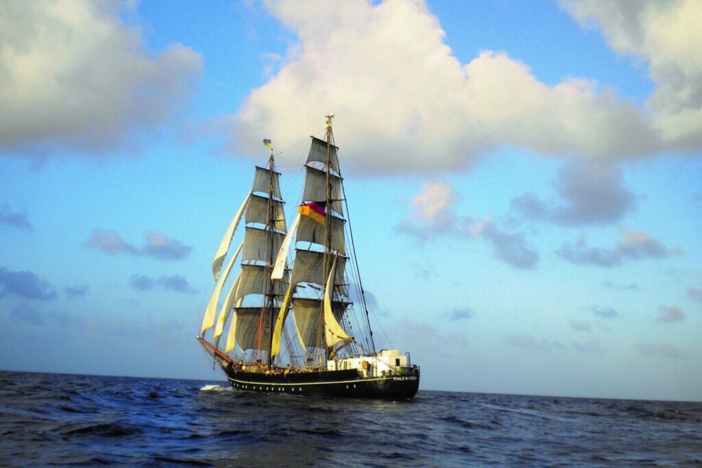 Tall Ship Roald Amundsen